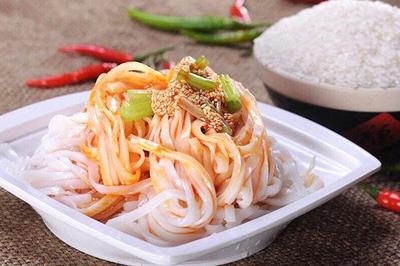 涼皮先生加盟品牌作為餐飲行業(yè)的翹楚,歡迎白領(lǐng)創(chuàng)業(yè)來加入