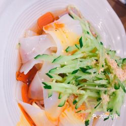 秦香閣維璟廣場店西安涼皮實拍與用戶評價 上海美食中的地道風味